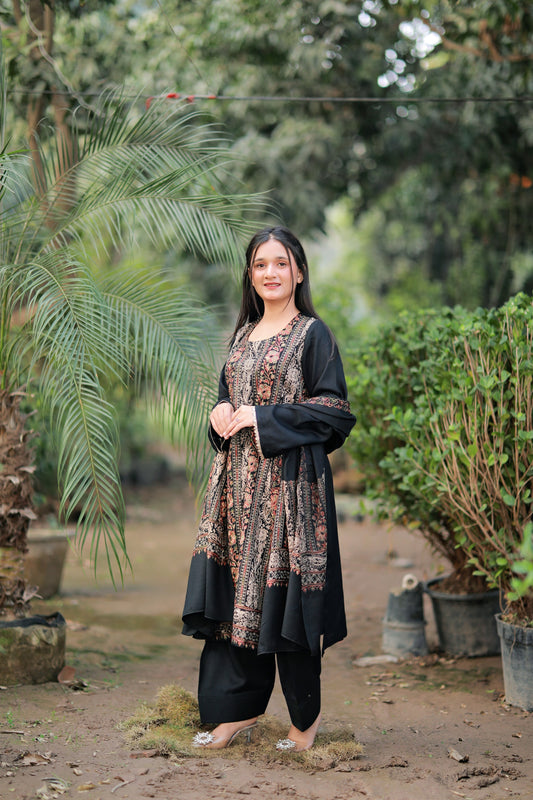 3 Piece - Black Pashmeena Embroidered Suit