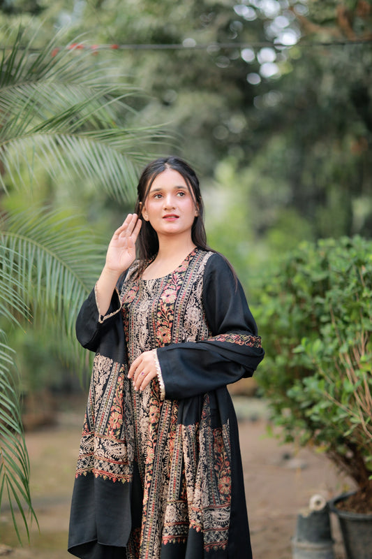 3 Piece - Black Pashmeena Embroidered Suit